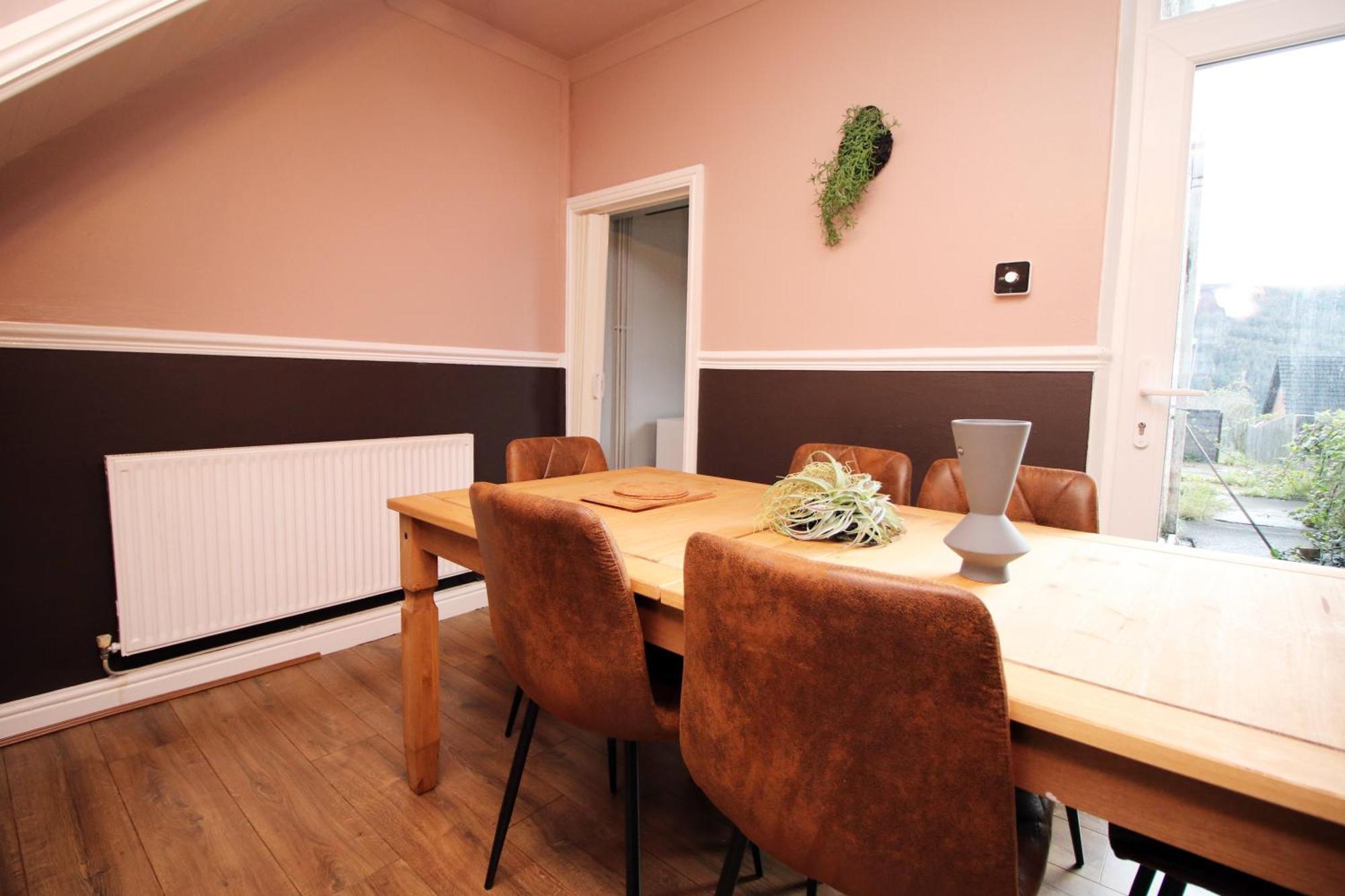 Cosy 3Br Home, Scenic Views, Ideal For Walks & Work Abertillery Екстер'єр фото